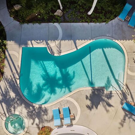 Doubletree By Hilton Chatsworth Los Angeles Exterior photo