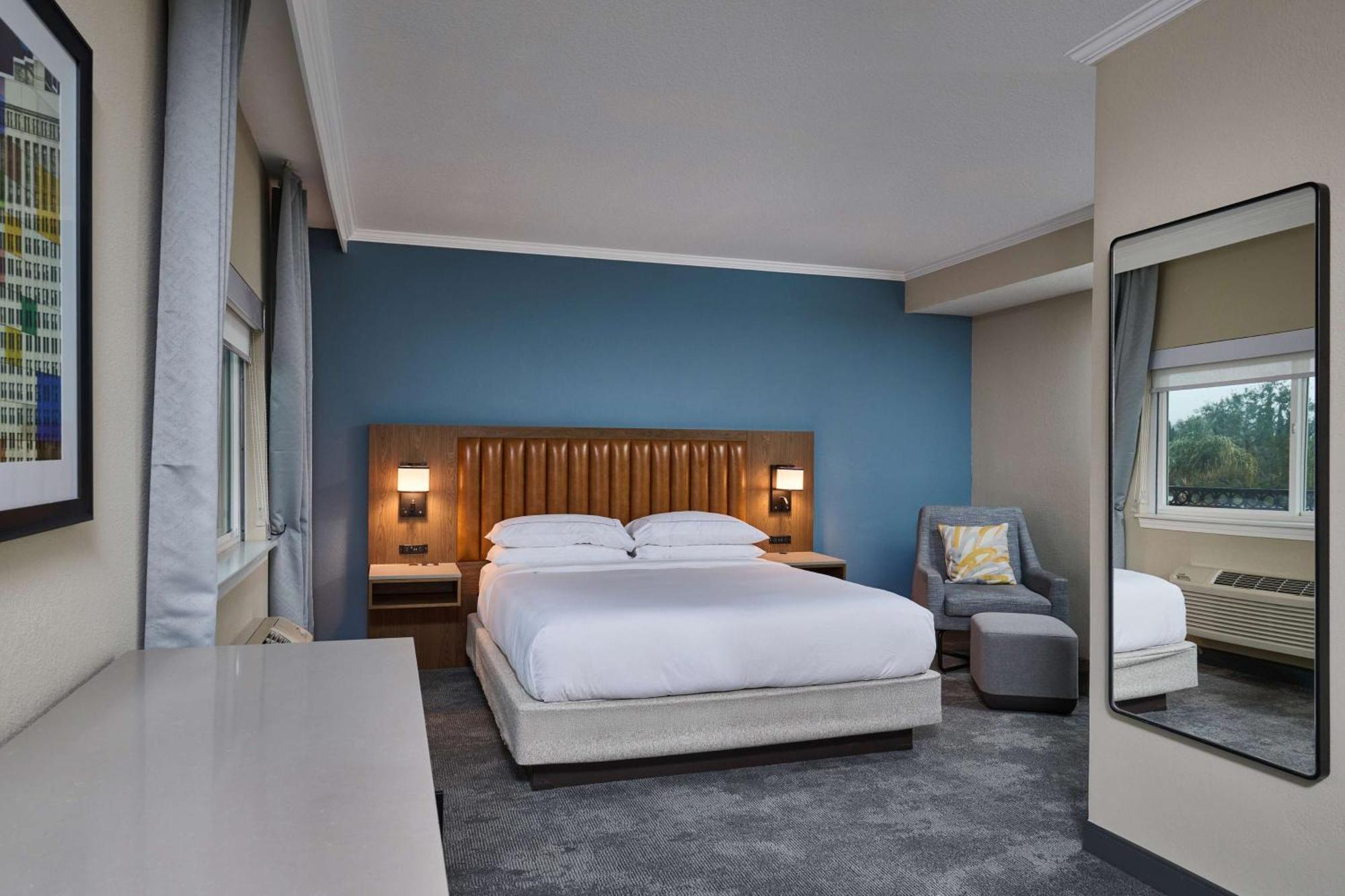 Doubletree By Hilton Chatsworth Los Angeles Exterior photo